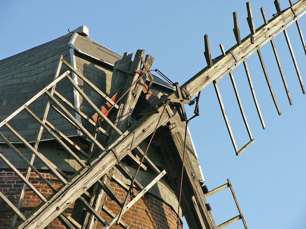 Turmholländer Wöpel, noch immer ruinös